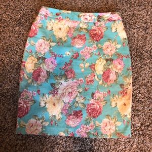 Tea n rose floral pencil skirt